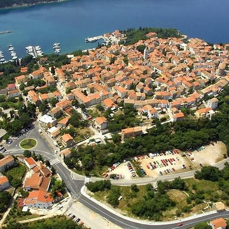 Apartmani Jozefina Omišalj Εξωτερικό φωτογραφία