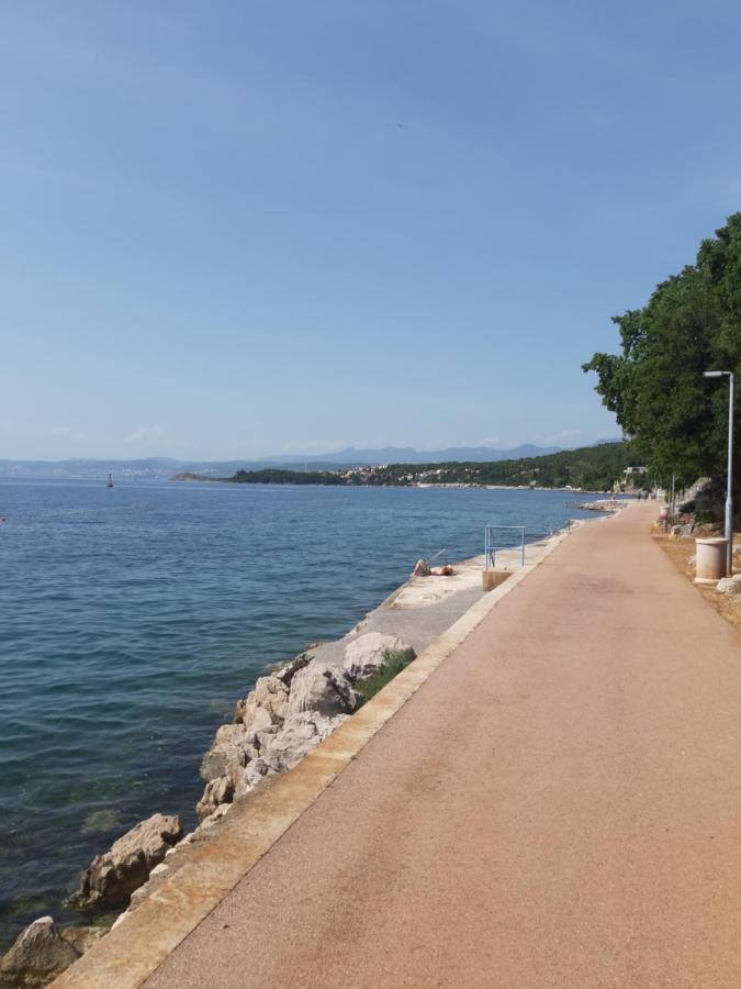 Apartmani Jozefina Omišalj Εξωτερικό φωτογραφία