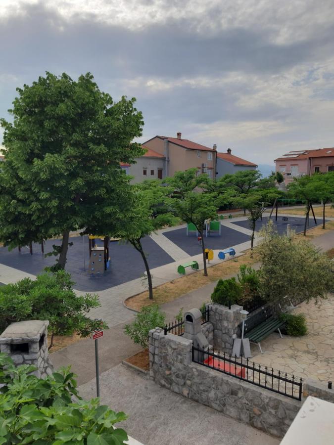 Apartmani Jozefina Omišalj Δωμάτιο φωτογραφία