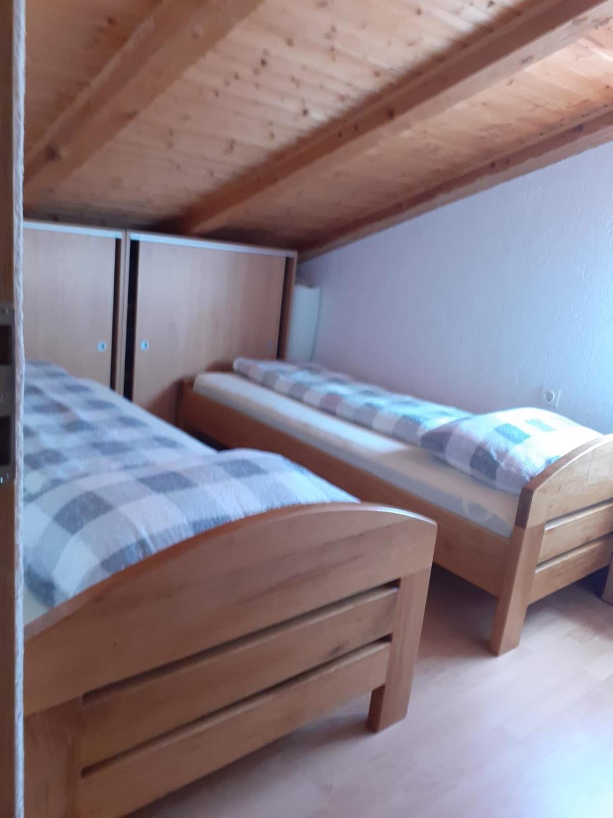 Apartmani Jozefina Omišalj Δωμάτιο φωτογραφία