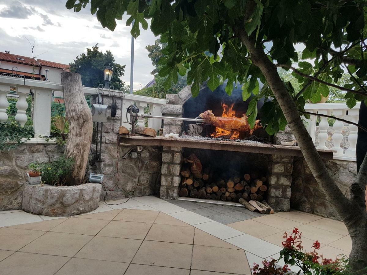 Apartmani Jozefina Omišalj Εξωτερικό φωτογραφία
